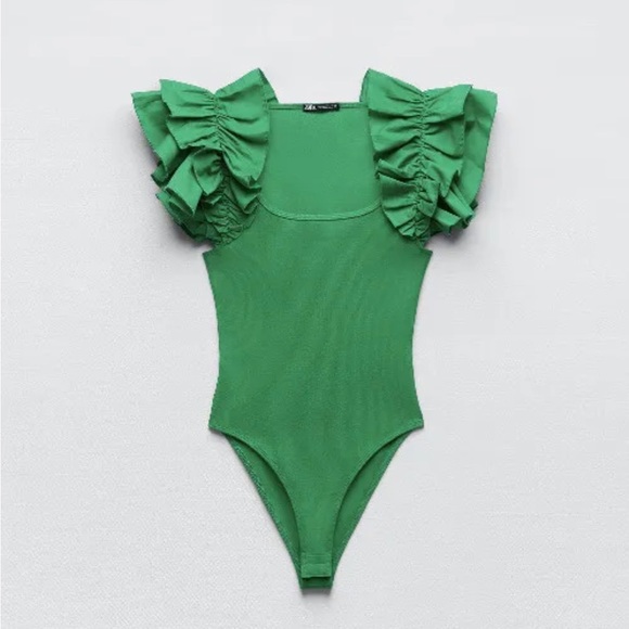 NWT ZARA BODYSUIT WITH RUFFLES SLEEVE - Picture 3 of 8